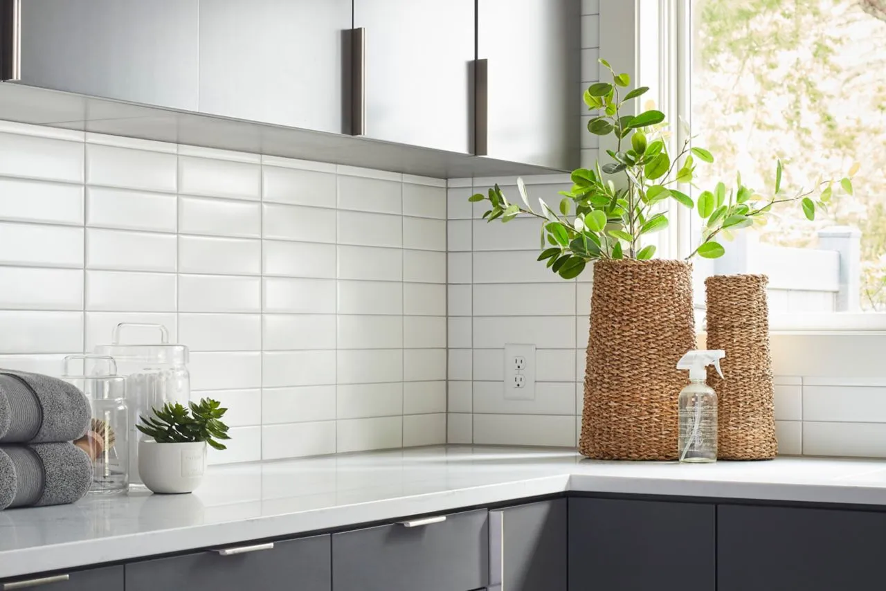 A Step-by-Step Guide to Installing a New Backsplash