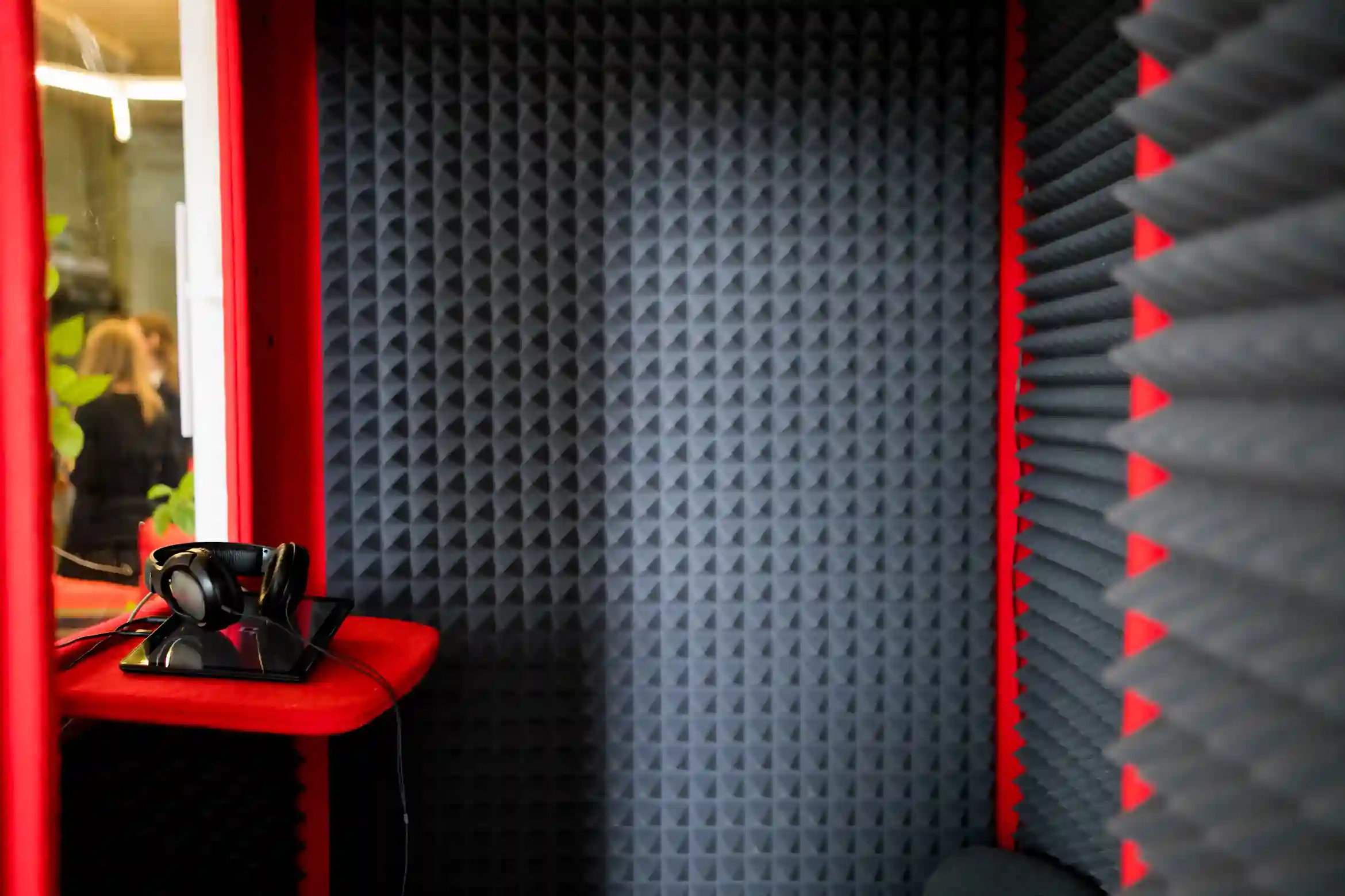 How to Soundproof a Room